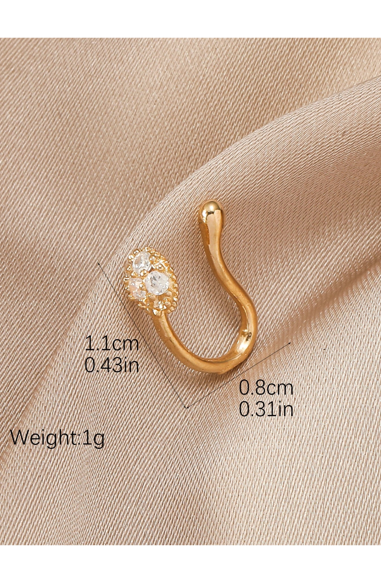 Golden U-Shaped Nose Clip - Image 2