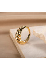 Twisted Gold ring - Image 3
