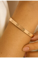 Classic Screw Design Bracelet