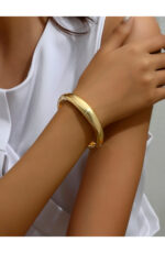 Elegant Bracelet